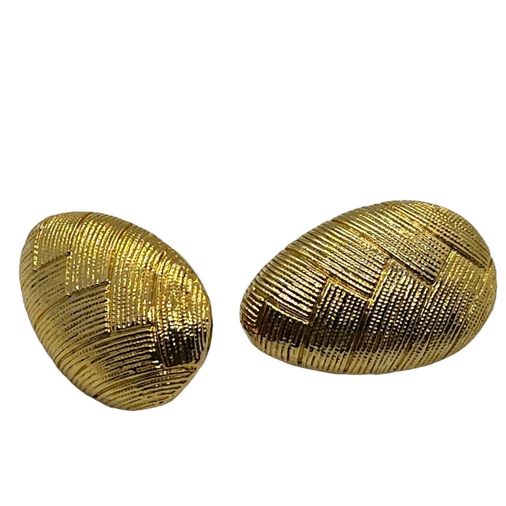 Vintage Gold Tone Chevron Textured Clip-on Earrings